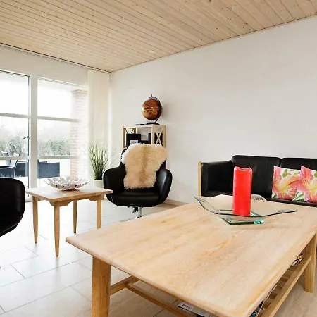 Holiday home Toften Humble